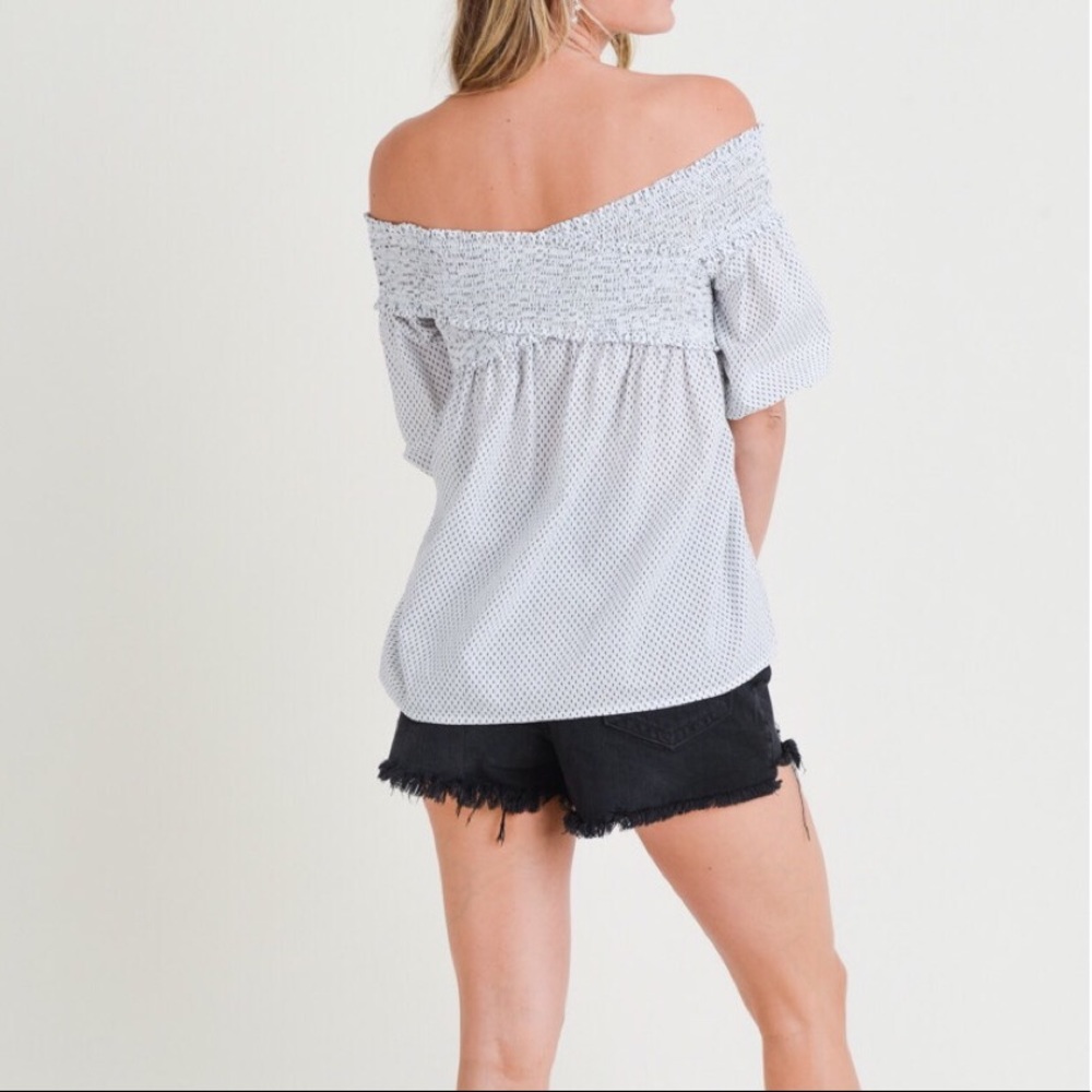 LAST ONE! Armora’s | Smocked Off Shoulder Top! - Picture 7 of 8